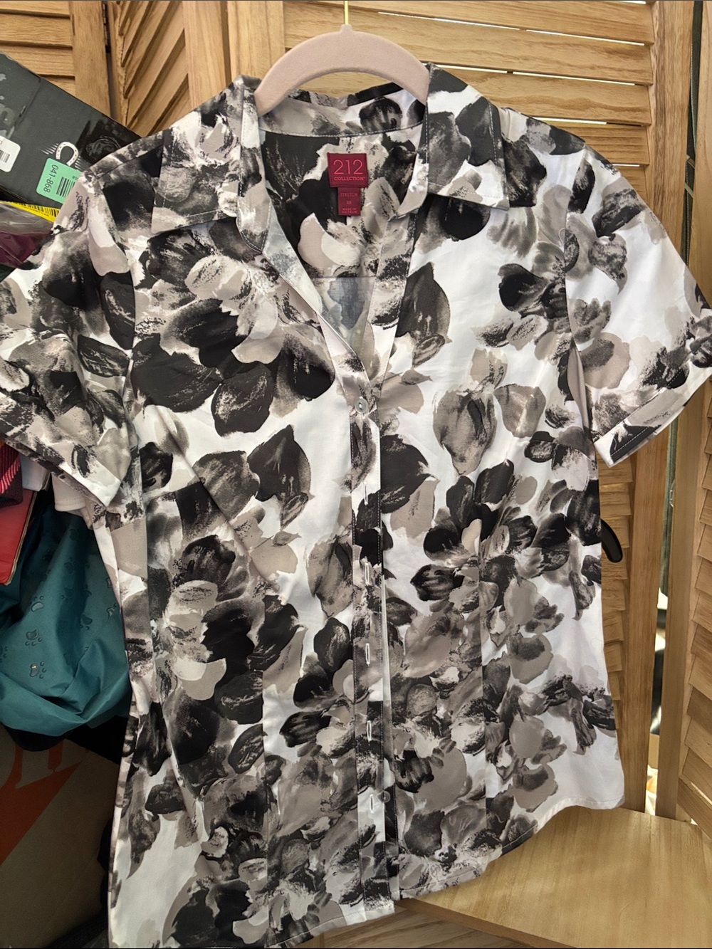 212 Collection Black & White Floral Short Sleeve Button-Down Shirt XS